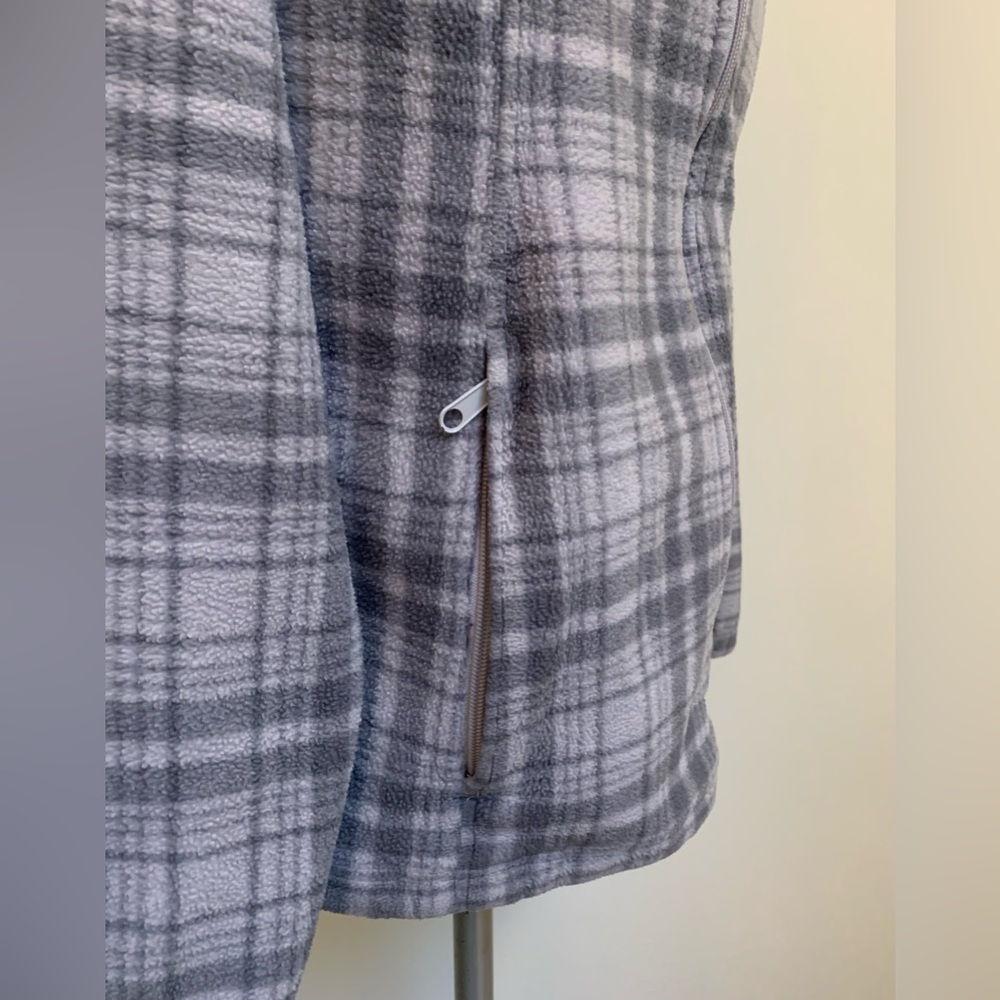 Columbia Full Zip Fleece-Gray Plaid-Zip Close Pockets-Mock Neck-Warm-Large - Picture 4 of 9